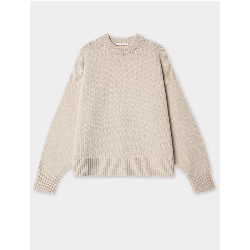 The Vale Cashmere Crewneck in Ivory